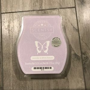 3/$25 Scentsy Lavender and White Balsam Wax Melt